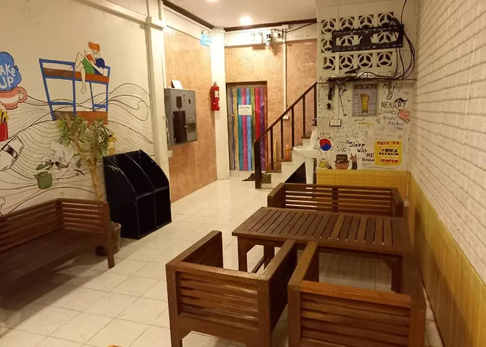 Hostel Sleep At Bangkok